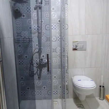 Sarissa Butik